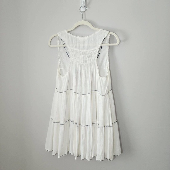 Anthropologie White Boho Embroidered Tunic Top Size Large - Picture 8 of 10